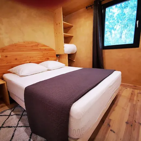 Holiday home Domaine En Terre Happy Labastide-de-Virac