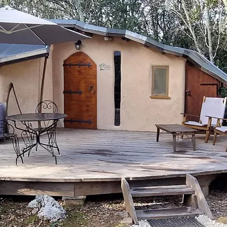 Holiday home Domaine En Terre Happy *